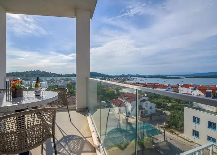 Tramontana 2 * Murter