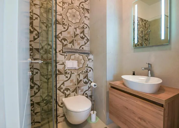 Apartamento Tramontana 2 *